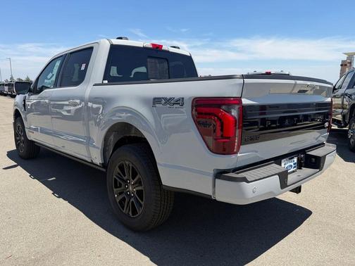 Avalanche 2026 Ford F-150 Platinum