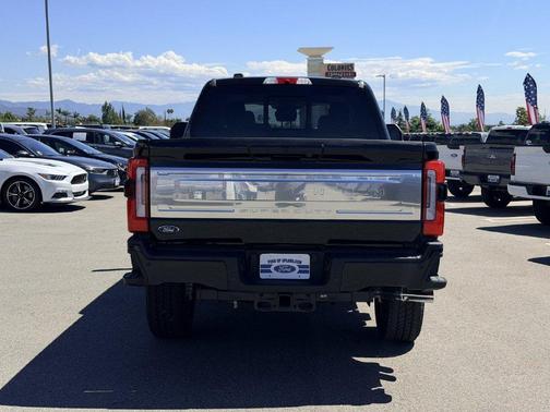 Agate Black Metallic 2026 Ford F-250 Platinum