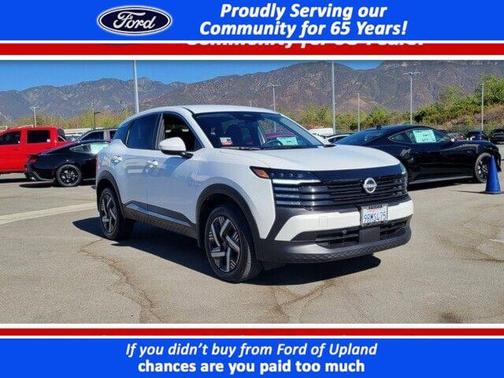 2025 Nissan Kicks SV