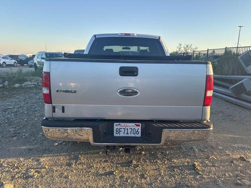 2006 Ford F-150 XLT SuperCrew