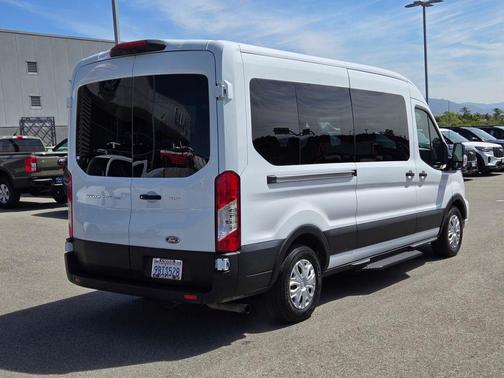 Oxford White 2022 Ford Transit-350 XLT