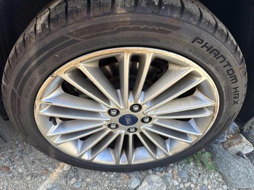 Magnetic 2015 Ford Fusion SE