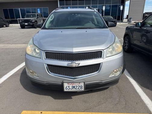 2011 Chevrolet Traverse LS