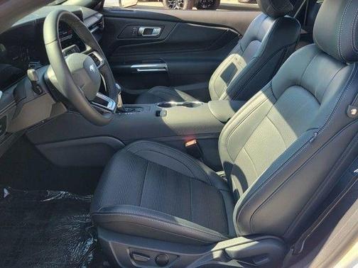 Oxford White 2025 Ford Mustang EcoBoost Premium