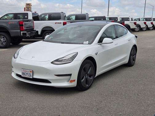 White 2020 Tesla Model 3 Standard Range Plus