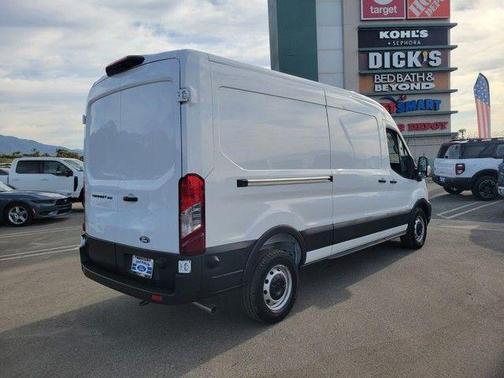 2026 Ford Transit-250 148 WB Medium Roof Cargo