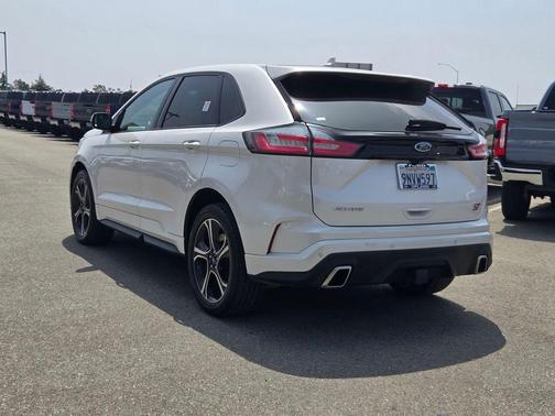 White Platinum Clearcoat Metallic 2019 Ford Edge ST