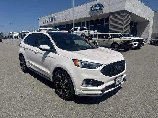 White Platinum Clearcoat Metallic 2019 Ford Edge ST