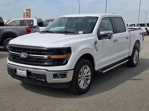 Oxford White 2024 Ford F-150 XLT