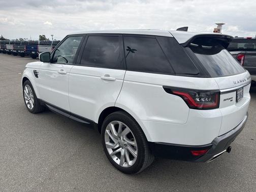 Fuji White 2020 Land Rover Range Rover Sport 3.0L Supercharged HSE