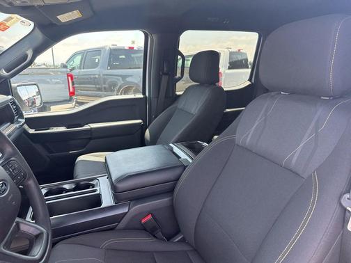 Oxford White 2024 Ford F-150 STX