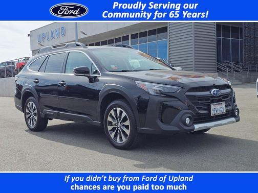 Crystal Black Silica 2023 Subaru Outback Limited