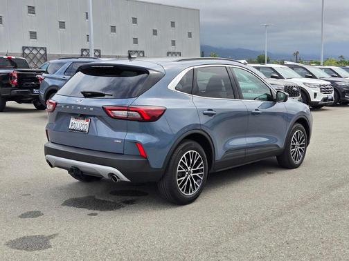 Vapor Blue Metallic 2024 Ford Escape PHEV