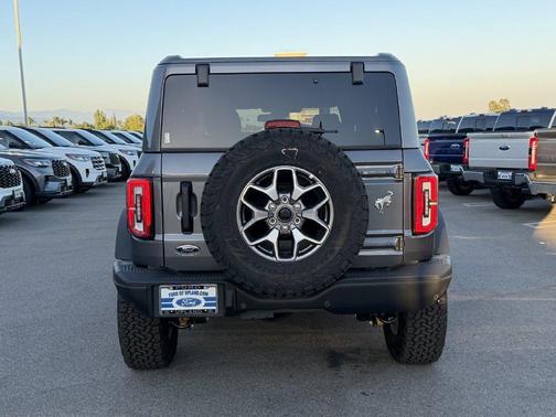 Gray Metallic 2025 Ford Bronco Badlands