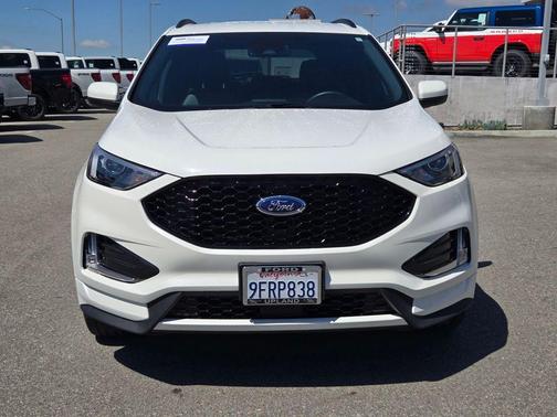 White Metallic 2023 Ford Edge ST Line