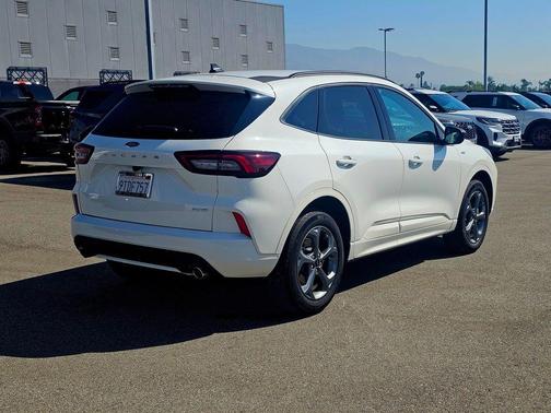 White Metallic 2024 Ford Escape ST-Line