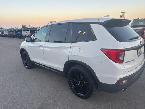 SELECT 2021 Honda Passport Sport