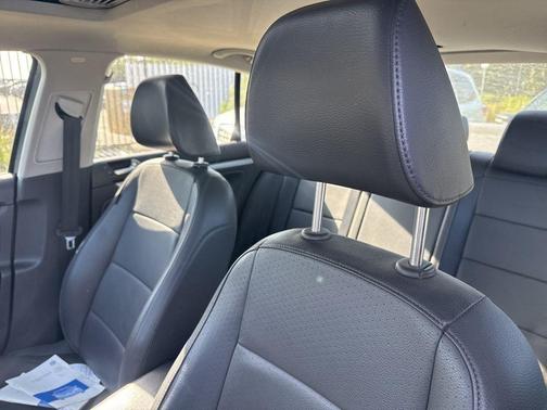 Platinum Gray Metallic 2009 Volkswagen Jetta