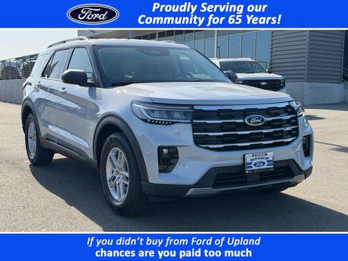 Space White Metallic 2026 Ford Explorer Active