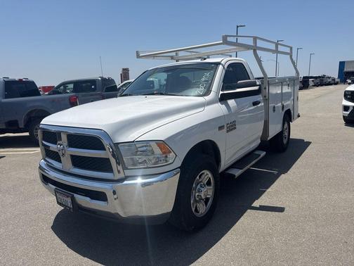 Bright White Clearcoat 2018 RAM 2500 Tradesman
