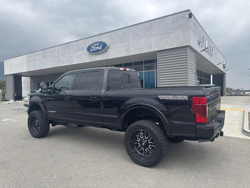 Black Metallic 2022 Ford F-250 Platinum
