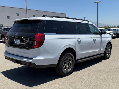 Silver Metallic 2026 Ford Expedition Max Active