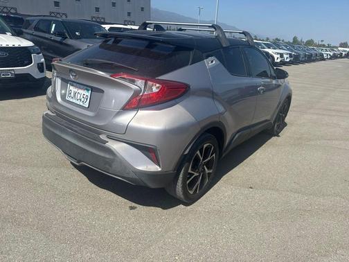 Silver 2019 Toyota C-HR XLE