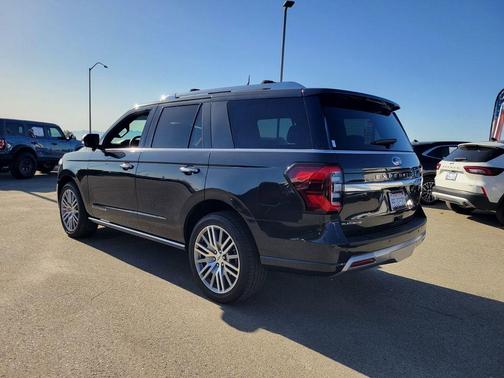 2022 Ford Expedition Platinum