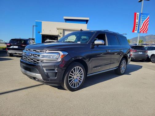 2022 Ford Expedition Platinum