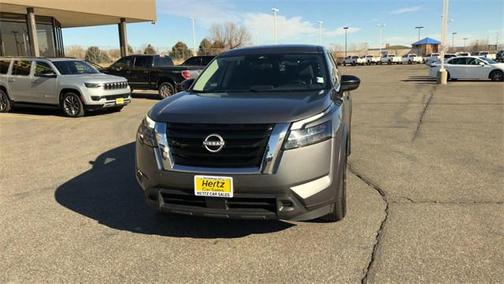 2024 Nissan Pathfinder S 4WD