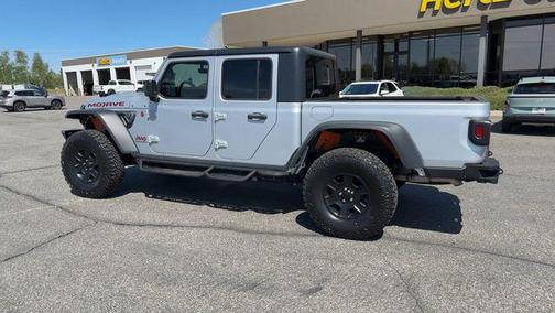 Silver Zynith Clearcoat 2023 Jeep Gladiator Mojave 4x4