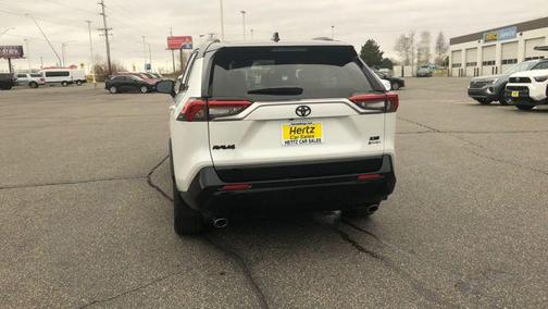 2025 Toyota RAV4 Hybrid SE