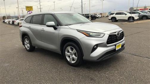 2024 Toyota Highlander LE