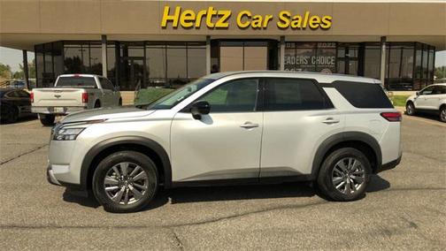 2024 Nissan Pathfinder S 4WD