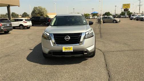2024 Nissan Pathfinder S 4WD