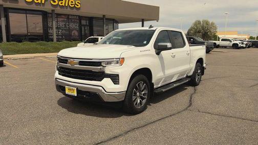 Summit White 2022 Chevrolet Silverado 1500 LT