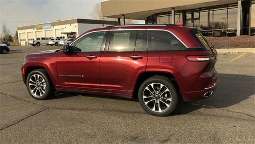 2022 Jeep Grand Cherokee Overland