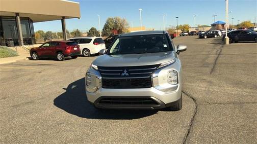 2025 Mitsubishi Outlander ES 2.5 S-AWC