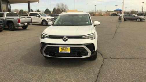 2025 Volkswagen Taos 1.5T SE