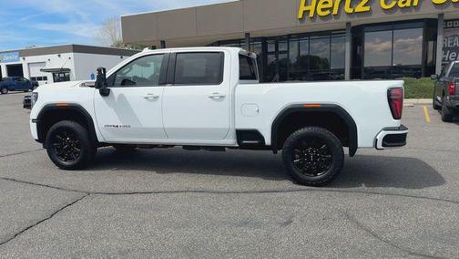 Summit White 2025 GMC Sierra 2500 AT4