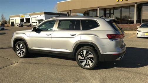 2024 Volkswagen Atlas 2.0T SE w/Technology 4MOTION