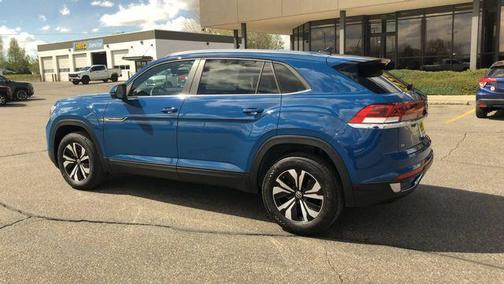 mountain lake blue metallic 2026 Volkswagen Atlas Cross Sport 2.0T SE
