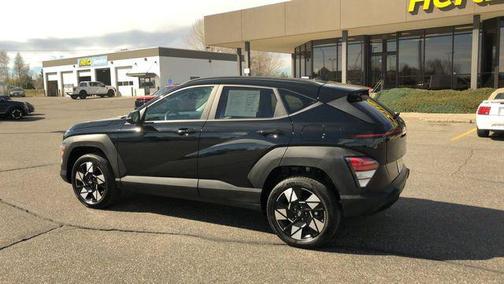 Abyss Black Pearl 2025 Hyundai KONA SEL