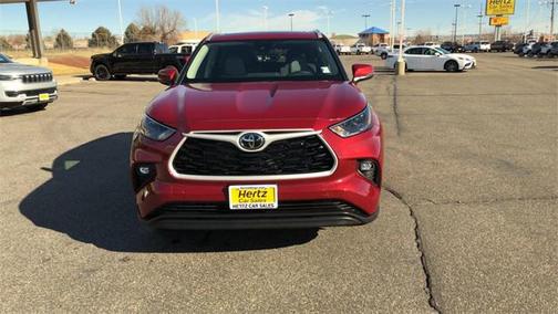 2025 Toyota Highlander XLE