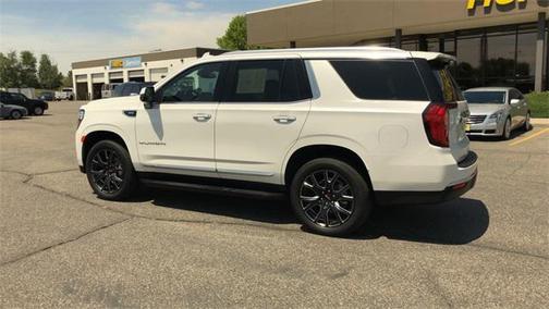2024 GMC Yukon SLT