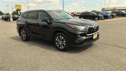 2025 Toyota Highlander XLE