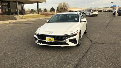 2025 Hyundai ELANTRA SEL