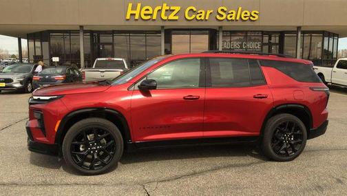 Radiant Red Tintcoat 2024 Chevrolet Traverse RS