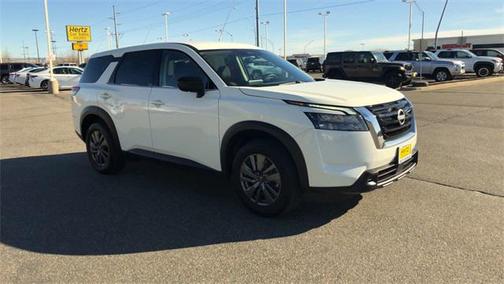 2024 Nissan Pathfinder S 4WD