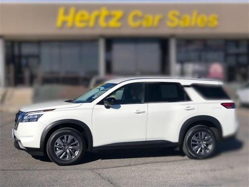 2024 Nissan Pathfinder S 4WD